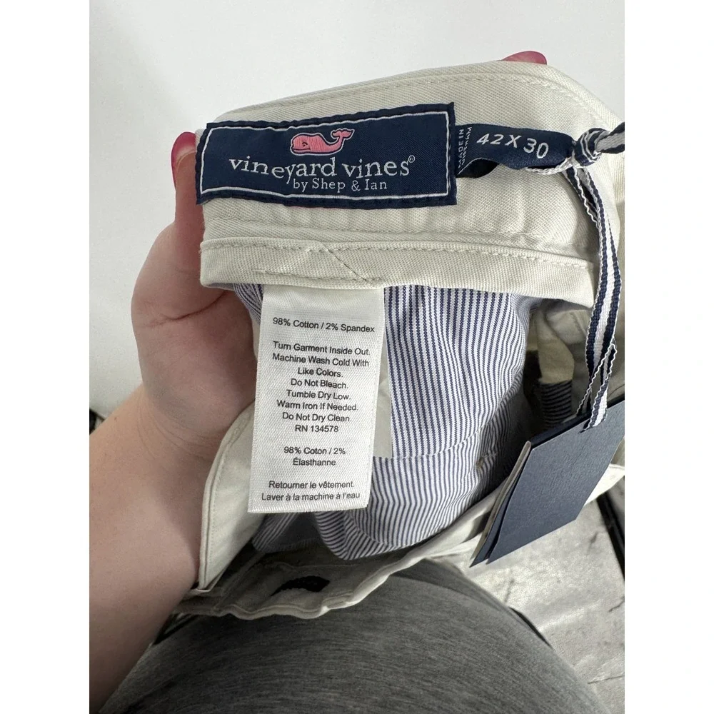 Vineyard Vines Breaker Pants Mens Size 42x30 Stone Chino Straight Leg Flat Front